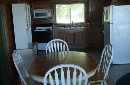 Rapid City Cottage | TORCH LAKE WATERFRONT HOME AVAILABLE AUG 17-24 AND AUG 24-31, 2024!