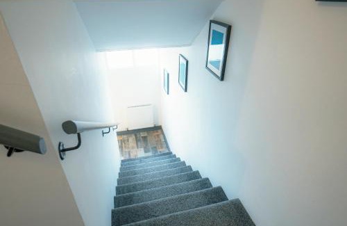 Torpoint Apartment | Torpoint Pod - Free Parking