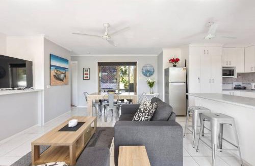 Torquay House | Torquay Beach Splendour - An Expansive Family Stay