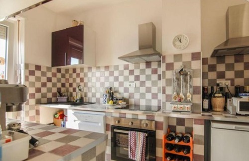 Torre Pellice Apartment | TORRE PELLICE Alloggio incantevole con parcheggio privato