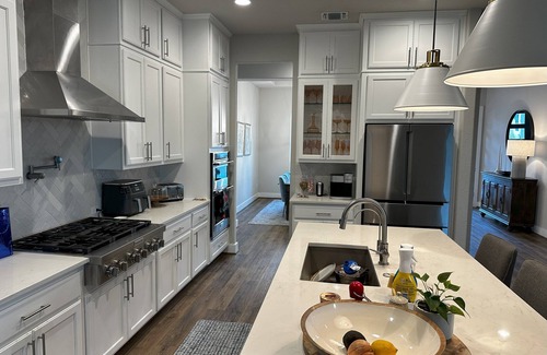 Dripping Springs House | Total Eclipse Luxury Ranch House in path of Totality - Dripping Springs, TX