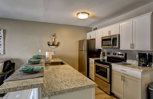 Osage Beach Condo | Totally Remodeled 1-Bedroom Condo with Fantastic Views with No Steps!