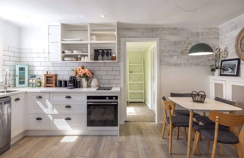 Oneroa House | Totara Cottage - Our Island