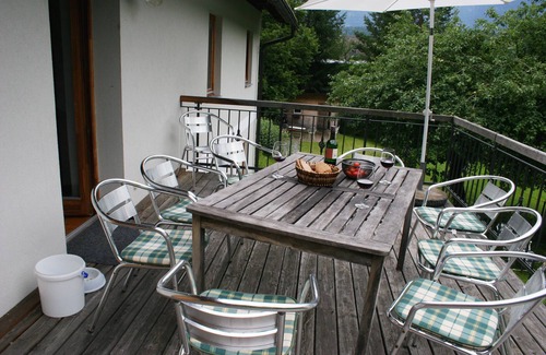 Presseggen Apartment | Tour of the Pfeiferhaus https:/cdn10.3dswissmedia.com/360/hauspfeifer/