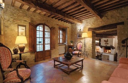 Umbertide House | Tower House in Umbria with Pool and Garden