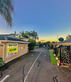 South Tamworth Hotel | Town and Country Motor Inn