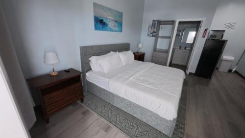 Marsh Harbour Hotel | Town Center Plaza & Suites Abaco