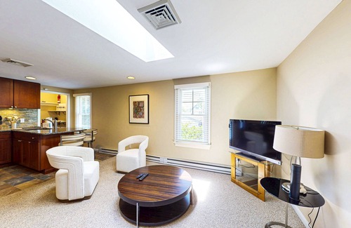 Dodds Addition House | Town of Rehoboth Beach pet friendly house w/deck close to beach