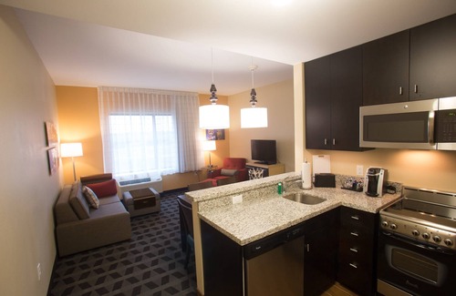 Lincoln Hotel | TownePlace Suites by Marriott Lincoln North