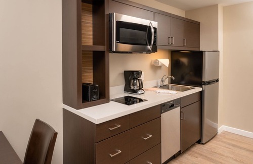 The Hammocks Hotel | TownePlace Suites by Marriott Miami Kendall West