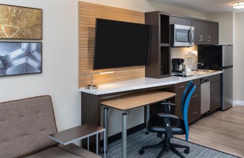 The Hammocks Hotel | TownePlace Suites Miami Kendall West