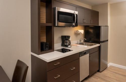 The Hammocks Hotel | TownePlace Suites Miami Kendall West