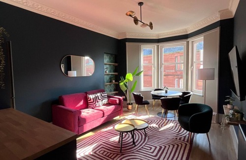 Paisley Apartment | Townhead Jewel by Coorie Doon Stays