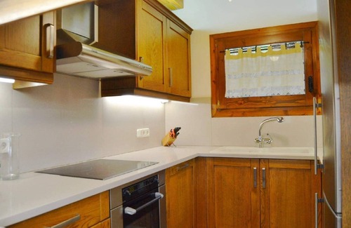 Isovol House | Townhouse 3 rooms Pool, Fireplace, Cadí Views, 8 Pax