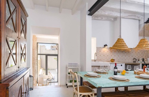 Porreres Ski Chalet | Townhouse Helen House by Homevillas360
