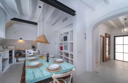 Porreres Ski Chalet | Townhouse Helen House by Homevillas360