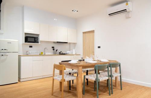 Samsen Nai House | Townhouse in Khet Phayathai - Ari