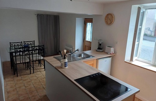 Chatillon-sur-Indre House | TOWNHOUSE NEAR BEAUVAL ZOO