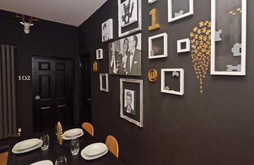Crewe Bed & Breakfast | Townhouse PLUS @ 301 West Street Crewe