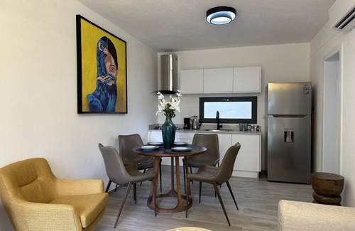 Dominicus Apartment | Tracadero Ocean View 1 BR Apartment