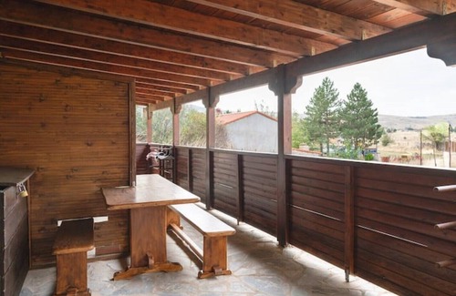 Arachova Apartment | Traditional cosy chalet in Livadi