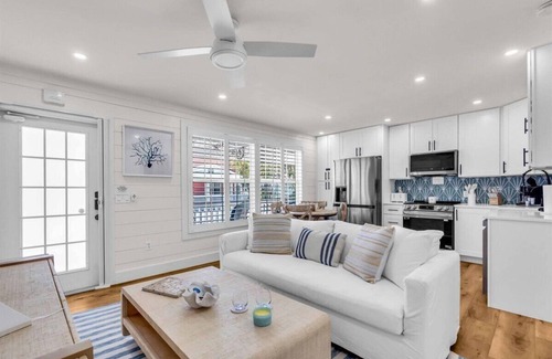 Whitney Beach Condo | Tradewinds Cottage 14 - Completely Renovated Beach/Pool Access