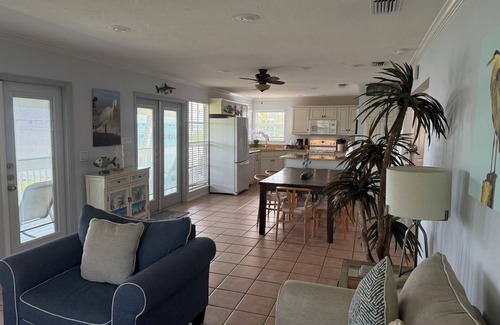 Bradenton Beach Condo | Tradewinds Cottage 23 - Amazing Bay View! Beach, Pool Access!