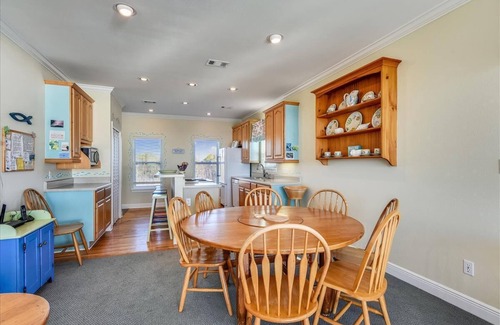 Sea Palm Village House | TRADEWINDS HAS LONG BEEN praised as a uniquely appointed home where treasured memories are made.