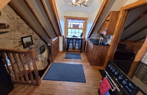 Dalry Cottage | Traditional 2-Bed Cottage in Dalry