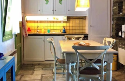 Tinos Town Apartment | Traditional house in Triantaros