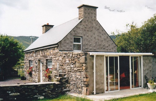 Sneem Cottage | Traditional Irish Cottage