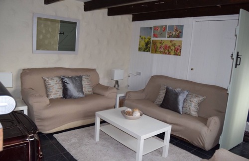 Sneem Cottage | Traditional Irish Cottage