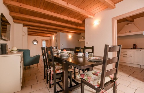 Kras Villa | Traditional style Villa Plasa* with an outdoor pool on Krk