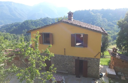 Mologno Ski Chalet | Tradizione Toscana ristrutturata nel 2021