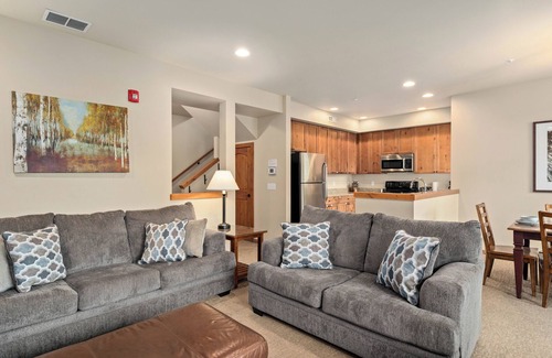 Leavenworth Condo | Trails Edge, Unit A - Downtown Condo!