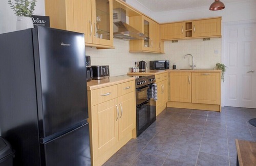 Cleethorpes House | Tranquil home close to Beach, Sleeps 6