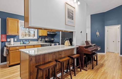 Center Harbor House | Tranquil 3BR Retreat Game Room, Deck, Beach Pass