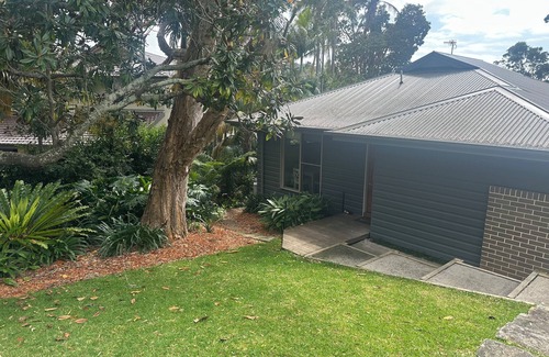 Church Point Cottage | Tranquil Beach Cottage with some view over the gorgeous Pittwater