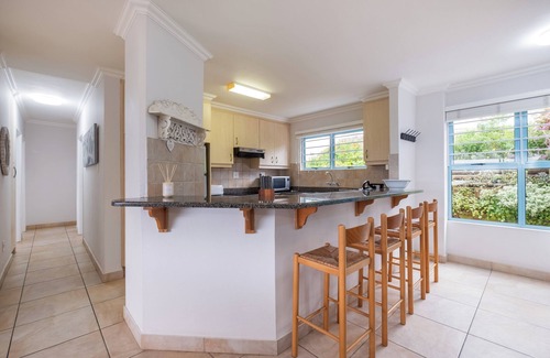 Shaka's Rock Apartment | Tranquil Beach Sanctuary, 3 Bed, Sea Views