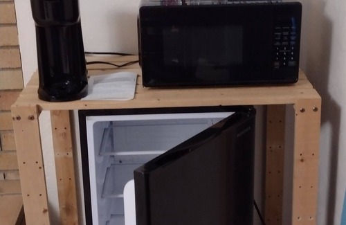 Eugene House | Tranquil Cozy Retreat for Fall Stays in Eugenen