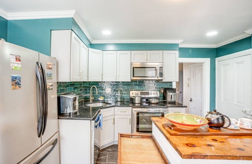 Norristown House | Tranquil & Historic Estate Near Valley Forge