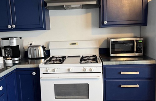 Paradise House | Tranquil Lakeside Retreat on Freighter's Bay in Paradise, Michigan