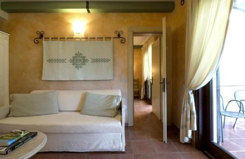 Pula Apartment | Tranquil Lantana Resort 2 Bedroom Apartments Sleeps 7 persons