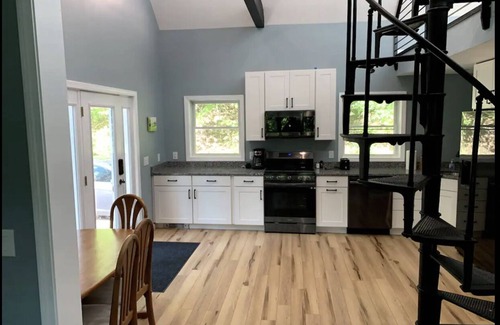 Westmoreland Cabin | Tranquil NH Cabin on Connecticut River