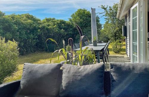 Ørsted House | Tranquil Oasis with Pool - By Traum Ferienwohnungen