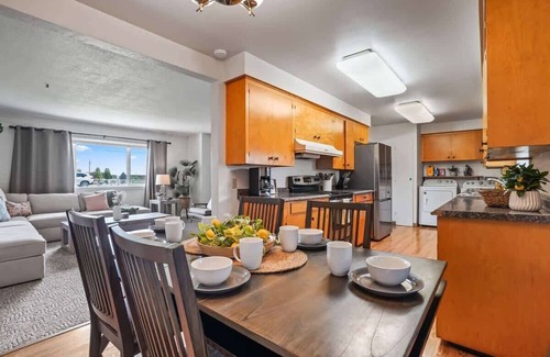 Nampa House | Tranquil Retreat 3BR Private Home with Game Room