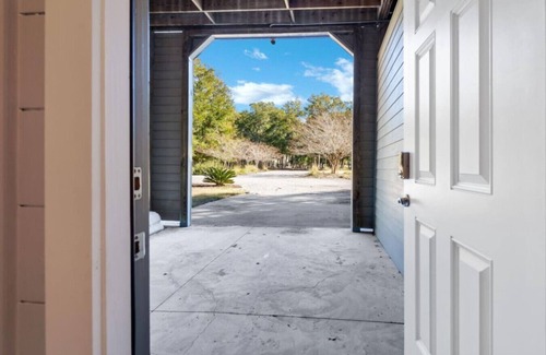 Almont Apartment | Tranquil suite in The Neck neighborhood on Edisto Island