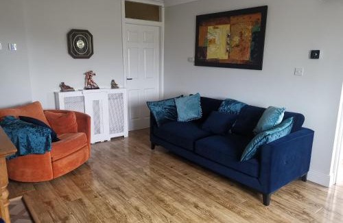 Kells Apartment | Tranquil unit close to Kells