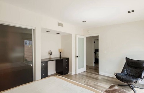 Melrose Villa | Tranquility in Prime Location