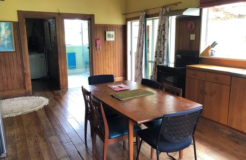 Rangiwahia Cottage | Tranquility in Rangiwahia. Bush walks, tramp the Ruahines and Rangiwahia hut.